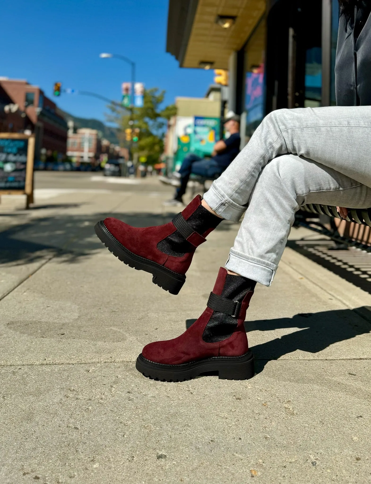 21553 SIENA in Wine